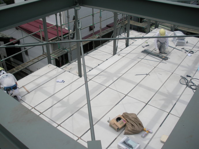 蒸壓加氣混凝土<a href='http://m.desiccant.net.cn/cp/e/' target='_blank'><u>樓板</u></a>施工質量標準